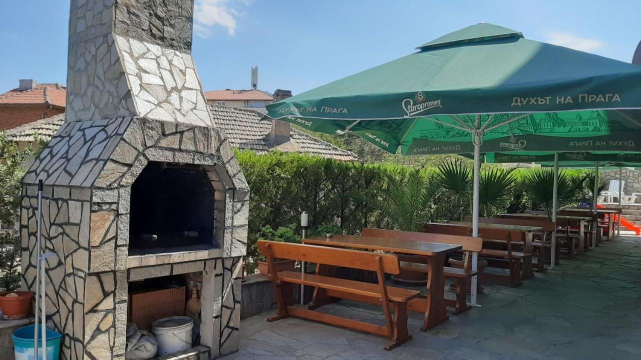 Family Hotel Favourite Obzor Zewnętrze zdjęcie